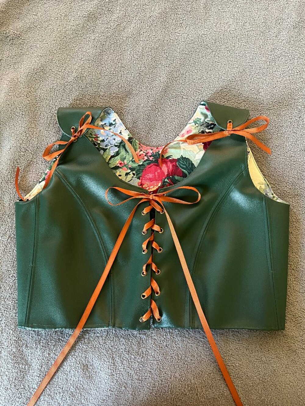 Size XL Bodice: Renaissance Faire Corset - Green Pleather Fake Leather